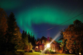 100 Years Old Norwegian Log House in Tromsø Tromsø